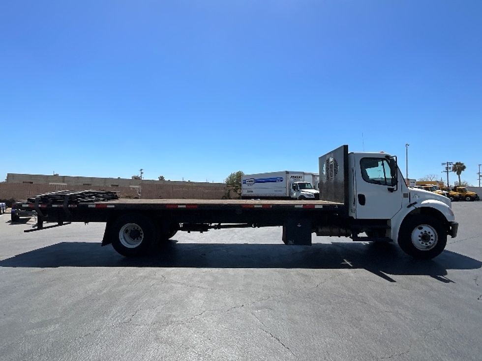 Flatbed Truck-Light and Medium Duty Trucks-Freightliner-2021-M2-Torrance-CA-83,348\n\t\tmiles-$ 67,500 - Image 9