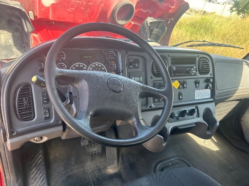 Flatbed Truck-Light and Medium Duty Trucks-Freightliner-2021-M2-Traverse City-MI-339,542\n\t\tmiles-$ 41,000 - Image 14