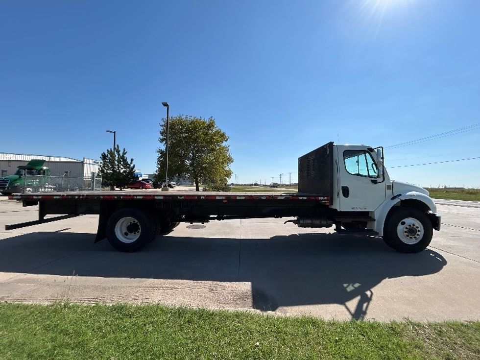 Flatbed Truck-Light and Medium Duty Trucks-Freightliner-2021-M2-Wichita-KS-192,200\n\t\tmiles-$ 52,250 - Image 10