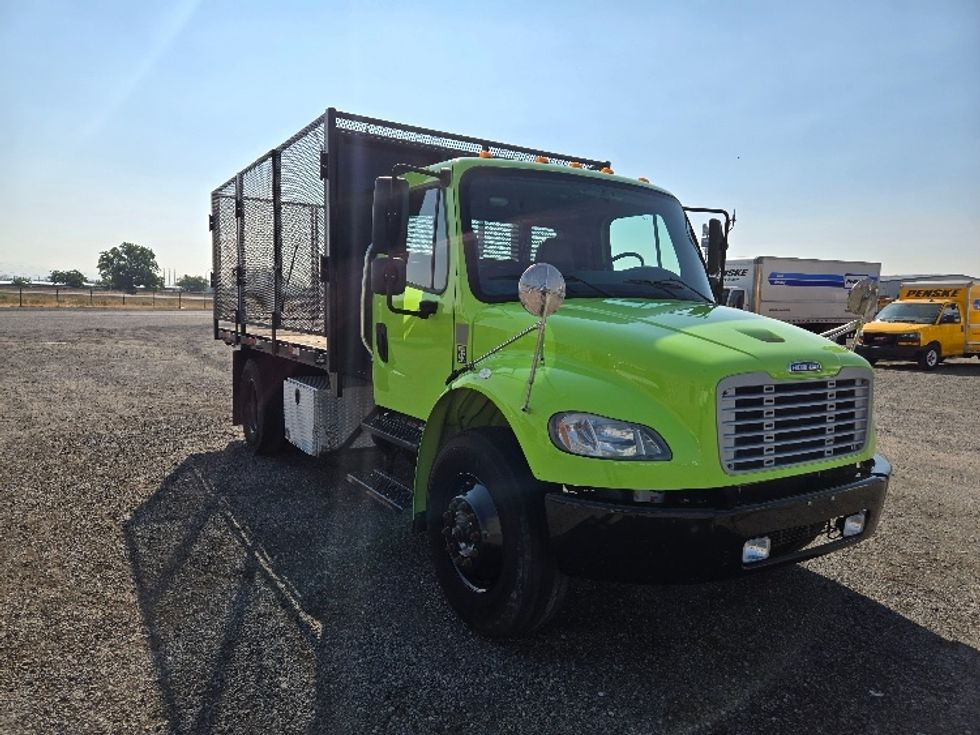 Flatbed Truck-Light and Medium Duty Trucks-Freightliner-2021-M2-Yakima-WA-61,522\n\t\tmiles-$ 66,750 - Image 1