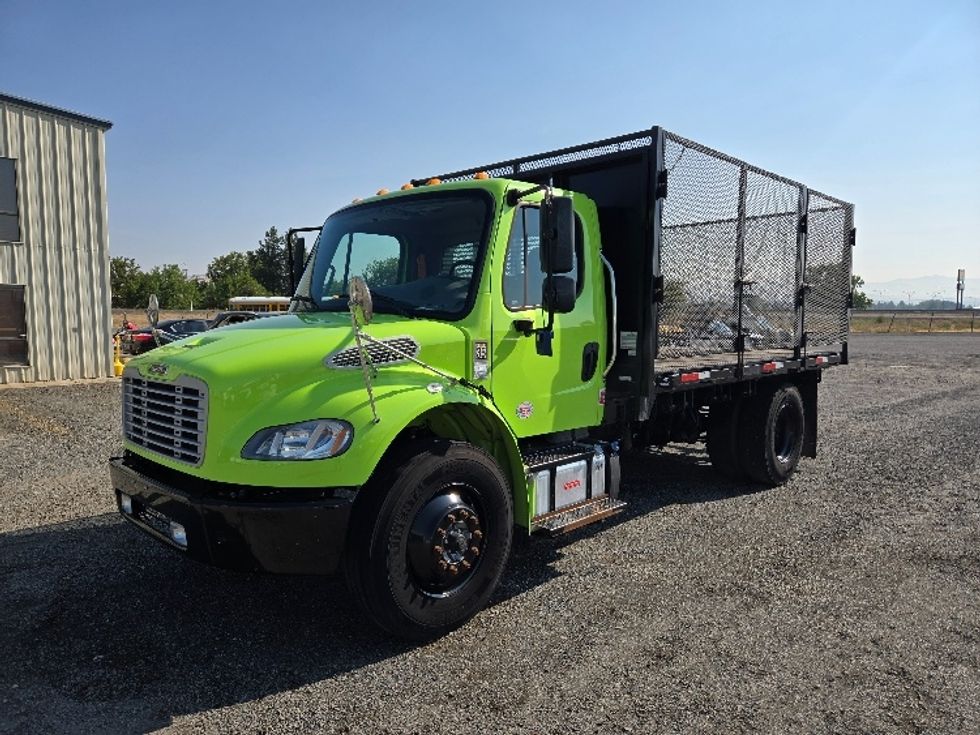 Flatbed Truck-Light and Medium Duty Trucks-Freightliner-2021-M2-Yakima-WA-61,522\n\t\tmiles-$ 66,750 - Image 3