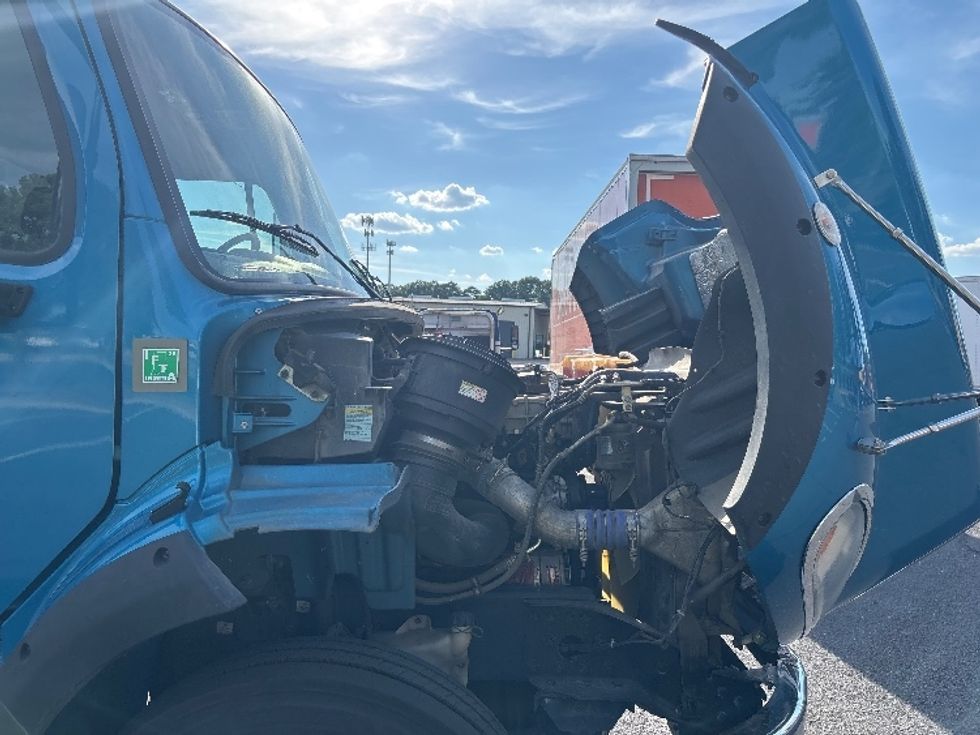 Flatbed Truck-Light and Medium Duty Trucks-Freightliner-2021-M211264S-Concord-NC-353,050\n\t\tmiles-$ 88,250 - Image 18