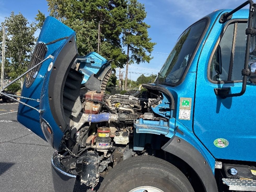 Flatbed Truck-Light and Medium Duty Trucks-Freightliner-2021-M211264S-Concord-NC-353,050\n\t\tmiles-$ 88,250 - Image 19