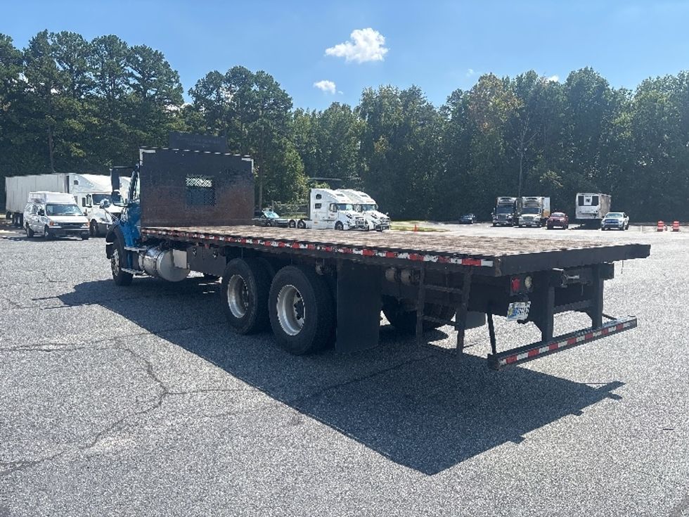Flatbed Truck-Light and Medium Duty Trucks-Freightliner-2021-M211264S-Concord-NC-353,050\n\t\tmiles-$ 88,250 - Image 6
