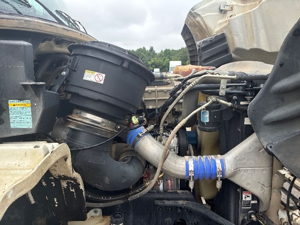 Flatbed Truck-Light and Medium Duty Trucks-Freightliner-2021-M211264S-Jackson-MS-190,680\n\t\tmiles-$ 106,750 - Image 21