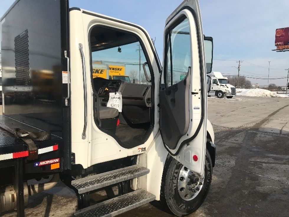 Flatbed Truck-Light and Medium Duty Trucks-Freightliner-2022-M2-Allen Park-MI-45,512\n\t\tmiles-$ 68,750 - Image 20