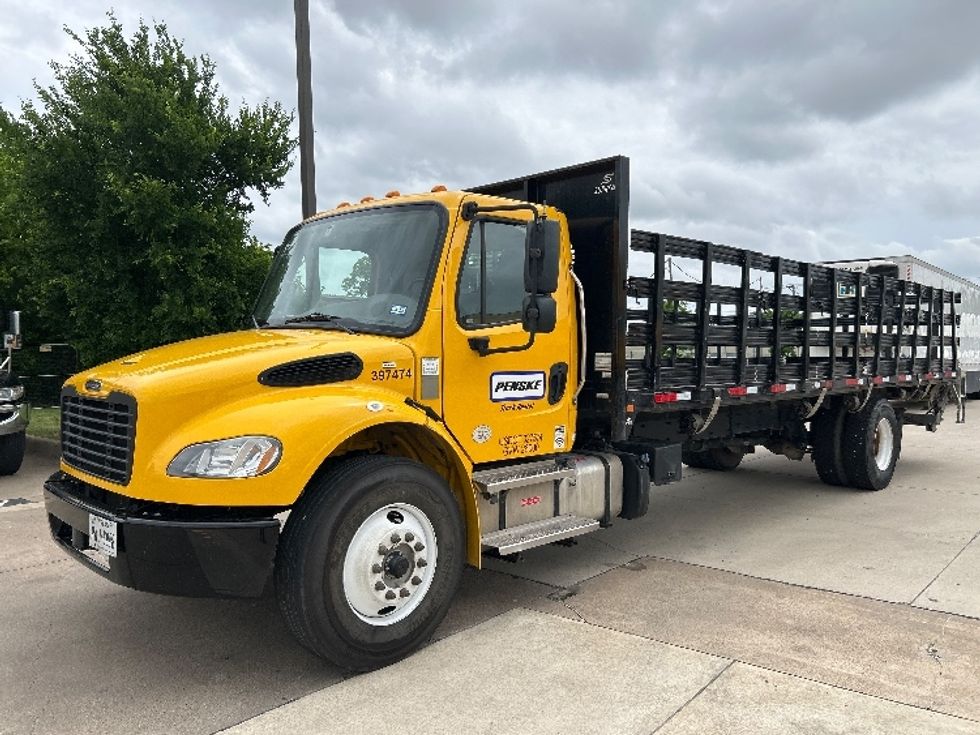 Flatbed Truck-Light and Medium Duty Trucks-Freightliner-2022-M2-Arlington-TX-161,463\n\t\tmiles-$ 61,250 - Image 3