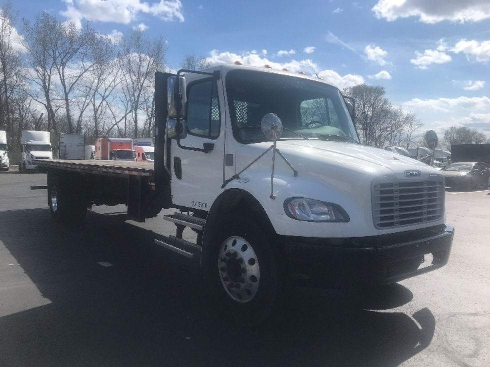 Flatbed Truck-Light and Medium Duty Trucks-Freightliner-2022-M2-Bensalem-PA-146,311\n\t\tmiles-$ 52,000 - Image 1