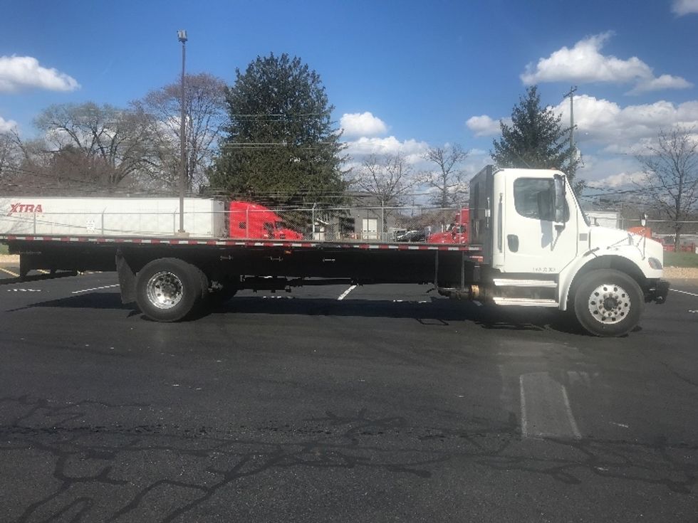 Flatbed Truck-Light and Medium Duty Trucks-Freightliner-2022-M2-Bensalem-PA-146,311\n\t\tmiles-$ 52,000 - Image 11