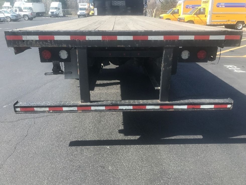 Flatbed Truck-Light and Medium Duty Trucks-Freightliner-2022-M2-Bensalem-PA-146,311\n\t\tmiles-$ 52,000 - Image 8