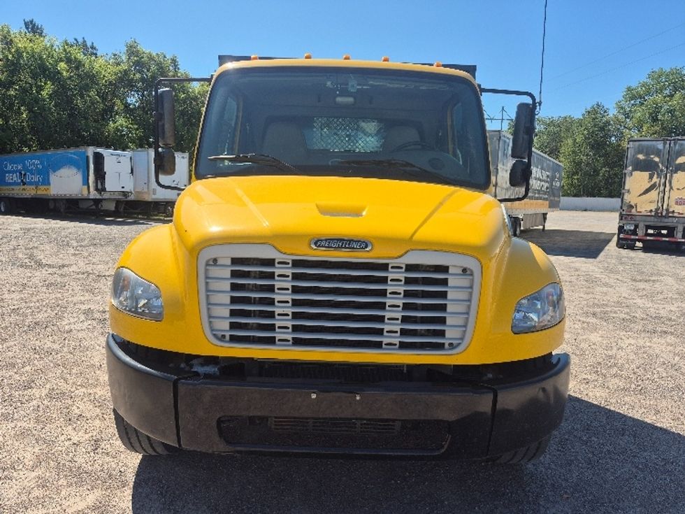 Flatbed Truck-Light and Medium Duty Trucks-Freightliner-2022-M2-Brooklyn Park-MN-52,291\n\t\tmiles-$ 66,750 - Image 2