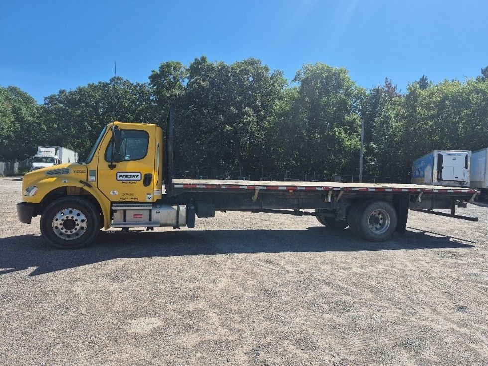 Flatbed Truck-Light and Medium Duty Trucks-Freightliner-2022-M2-Brooklyn Park-MN-52,291\n\t\tmiles-$ 66,750 - Image 4