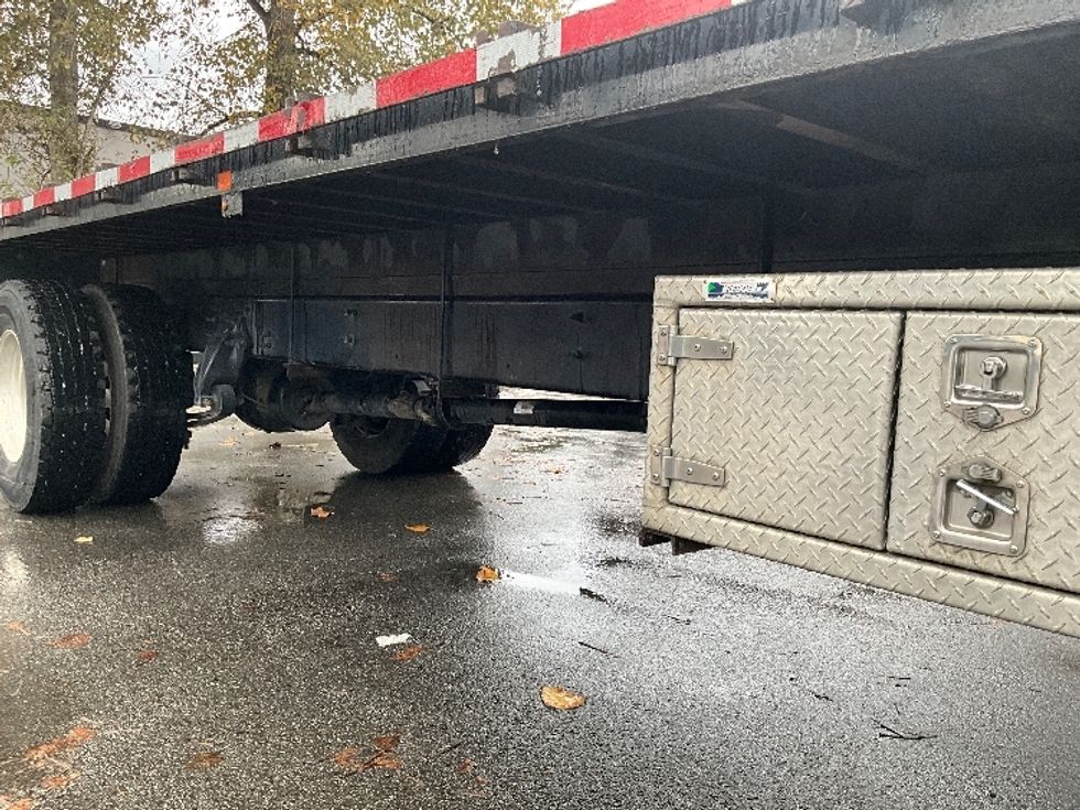 Flatbed Truck-Light and Medium Duty Trucks-Freightliner-2022-M2-Burnaby-BC-92,552\n\t\tkm-$ 101,500 - Image 10