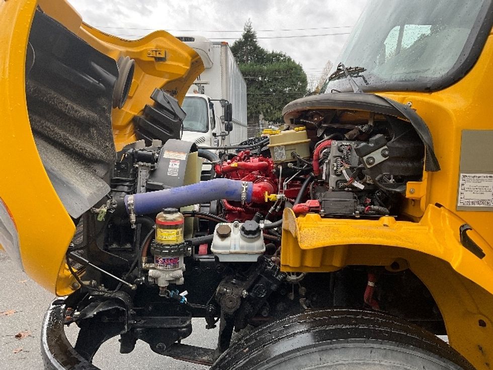 Flatbed Truck-Light and Medium Duty Trucks-Freightliner-2022-M2-Burnaby-BC-92,552\n\t\tkm-$ 101,500 - Image 20