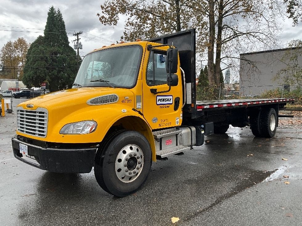 Flatbed Truck-Light and Medium Duty Trucks-Freightliner-2022-M2-Burnaby-BC-92,552\n\t\tkm-$ 101,500 - Image 3