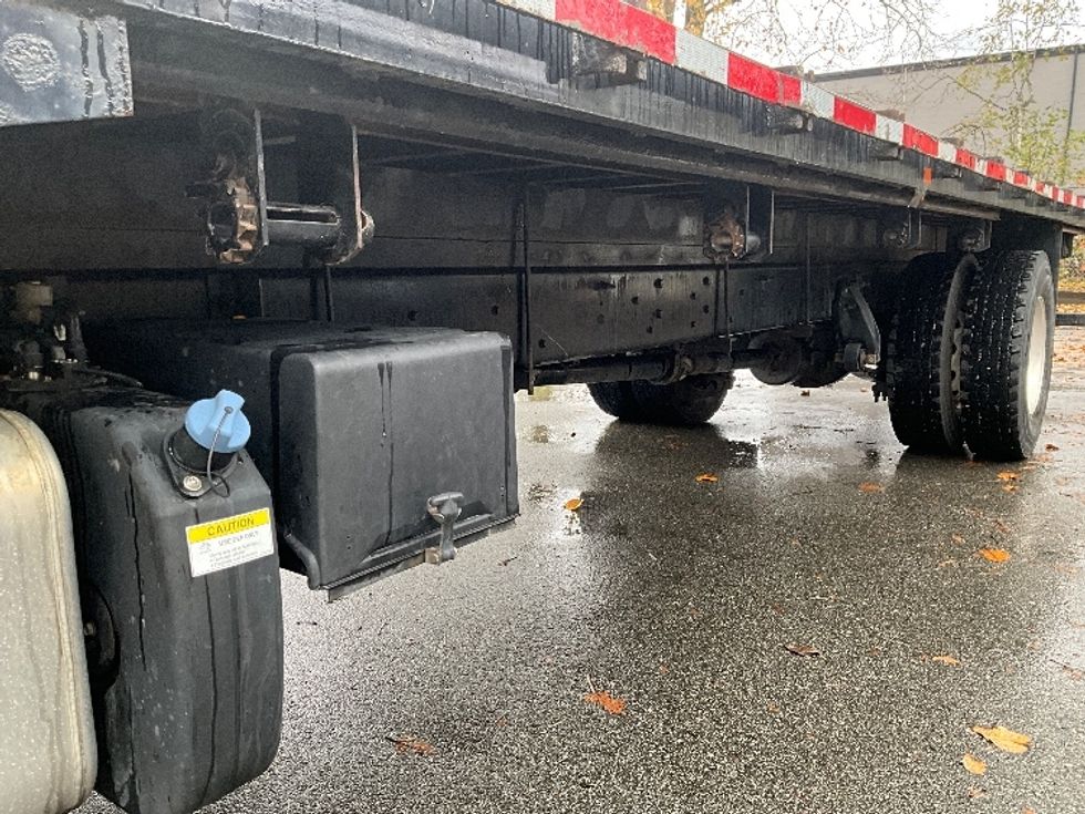 Flatbed Truck-Light and Medium Duty Trucks-Freightliner-2022-M2-Burnaby-BC-92,552\n\t\tkm-$ 101,500 - Image 5