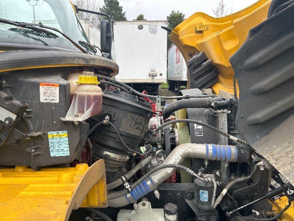 Flatbed Truck-Light and Medium Duty Trucks-Freightliner-2022-M2-Clackamas-OR-42,776\n\t\tmiles-$ 74,250 - Image 18