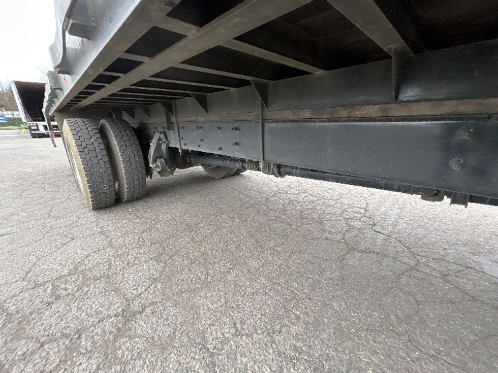 Flatbed Truck-Light and Medium Duty Trucks-Freightliner-2022-M2-Clackamas-OR-42,776\n\t\tmiles-$ 74,250 - Image 9