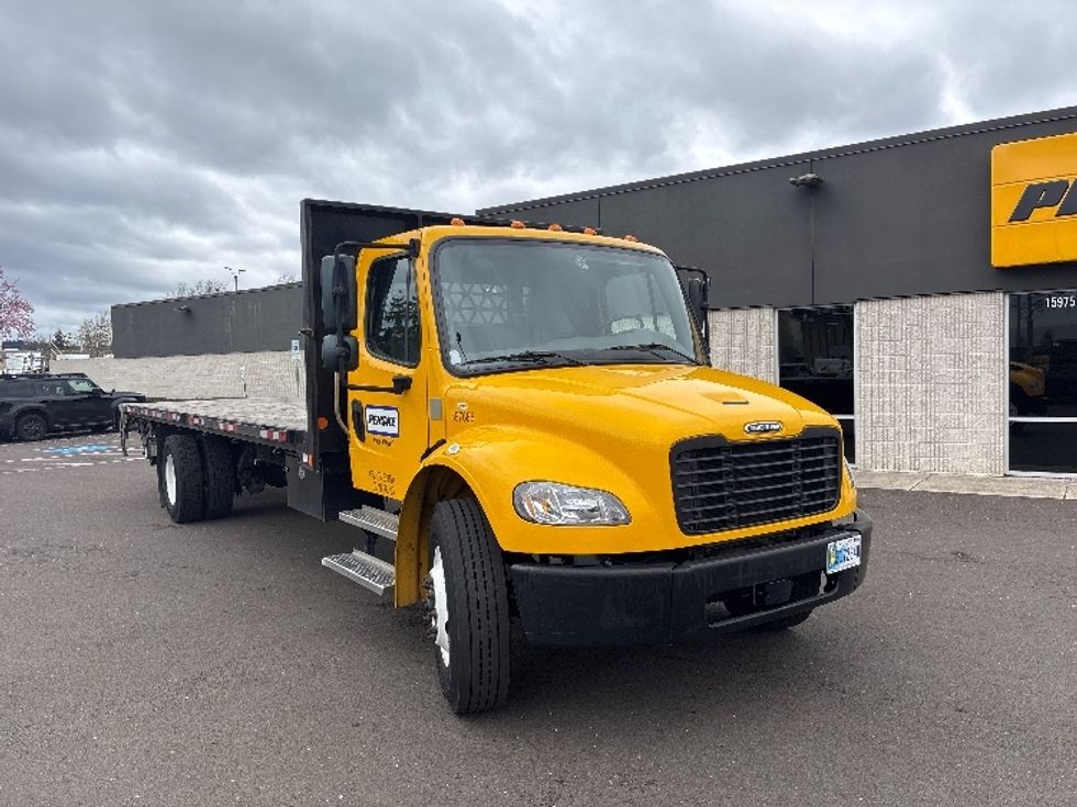 Flatbed Truck-Light and Medium Duty Trucks-Freightliner-2022-M2-Clackamas-OR-51,189\n\t\tmiles-$ 72,000 - Image 1