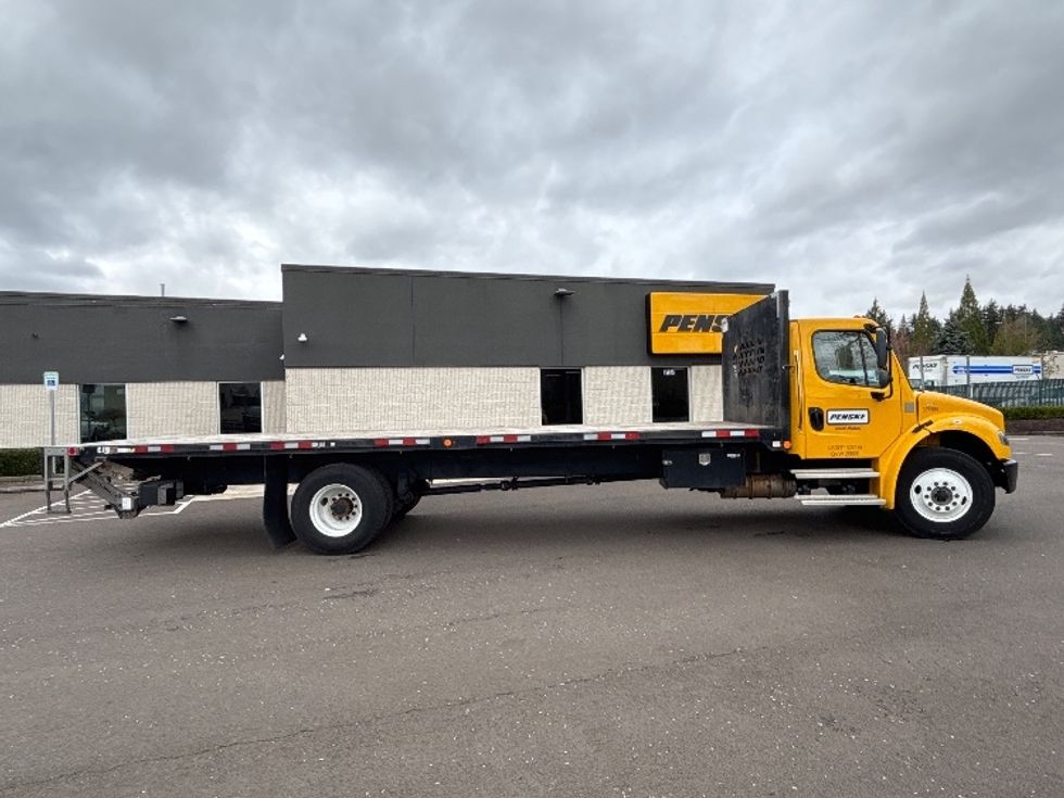 Flatbed Truck-Light and Medium Duty Trucks-Freightliner-2022-M2-Clackamas-OR-51,189\n\t\tmiles-$ 72,000 - Image 13