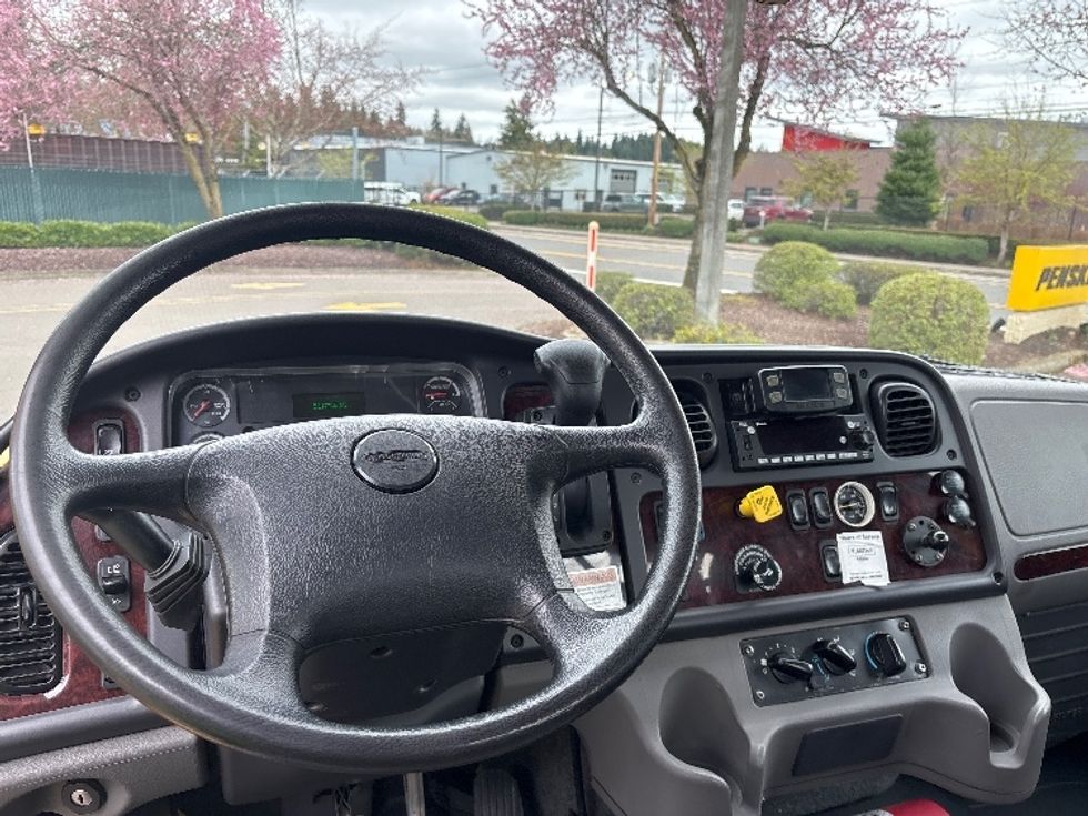 Flatbed Truck-Light and Medium Duty Trucks-Freightliner-2022-M2-Clackamas-OR-51,189\n\t\tmiles-$ 72,000 - Image 16