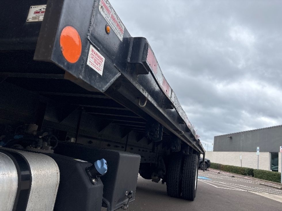 Flatbed Truck-Light and Medium Duty Trucks-Freightliner-2022-M2-Clackamas-OR-51,189\n\t\tmiles-$ 72,000 - Image 5