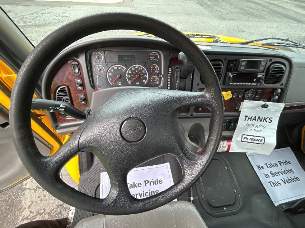 Flatbed Truck-Light and Medium Duty Trucks-Freightliner-2022-M2-Clackamas-OR-53,385\n\t\tmiles-$ 71,750 - Image 18