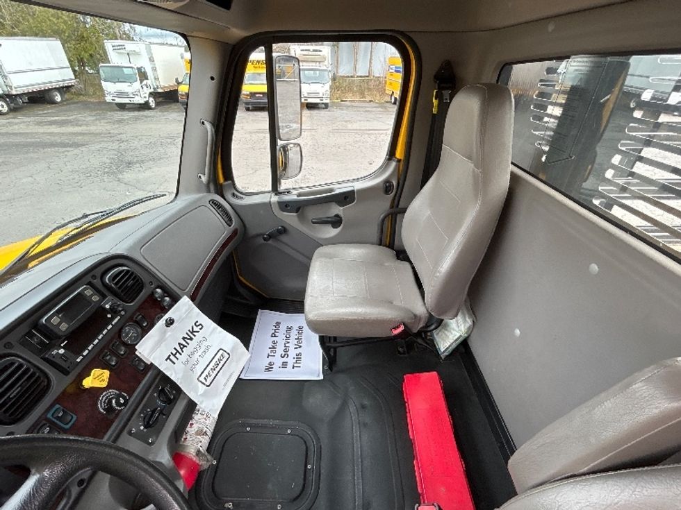 Flatbed Truck-Light and Medium Duty Trucks-Freightliner-2022-M2-Clackamas-OR-53,385\n\t\tmiles-$ 71,750 - Image 19