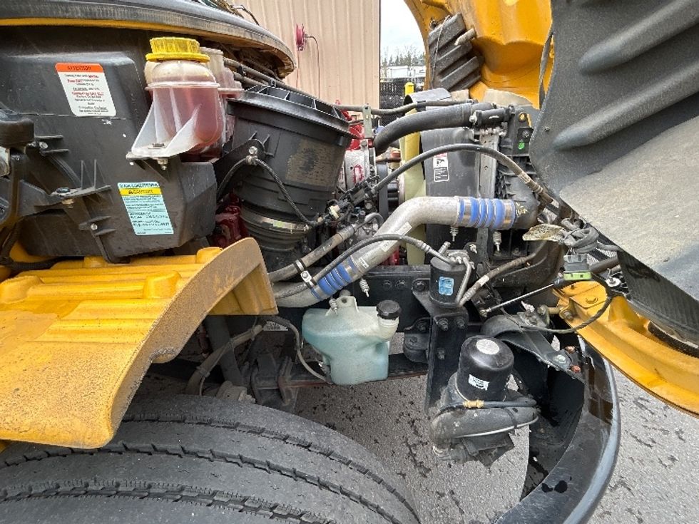 Flatbed Truck-Light and Medium Duty Trucks-Freightliner-2022-M2-Clackamas-OR-53,385\n\t\tmiles-$ 71,750 - Image 23