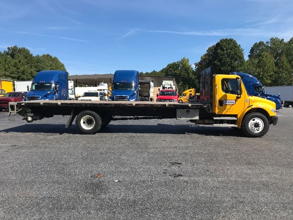 Flatbed Truck-Light and Medium Duty Trucks-Freightliner-2022-M2-Conover-NC-190,492\n\t\tmiles-$ 59,750 - Image 13