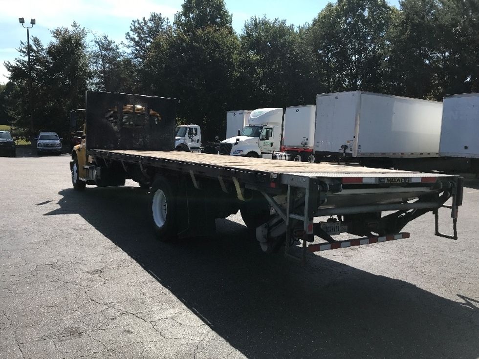 Flatbed Truck-Light and Medium Duty Trucks-Freightliner-2022-M2-Conover-NC-190,492\n\t\tmiles-$ 59,750 - Image 6