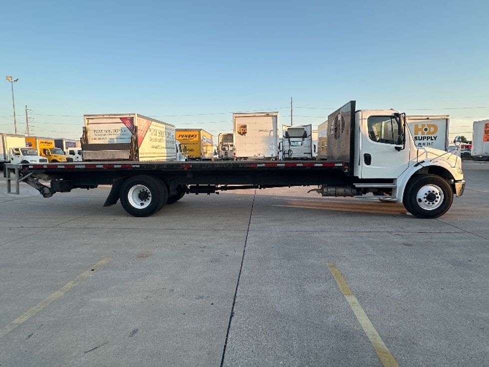 Flatbed Truck-Light and Medium Duty Trucks-Freightliner-2022-M2-Dallas-TX-119,188\n\t\tmiles-$ 73,750 - Image 12