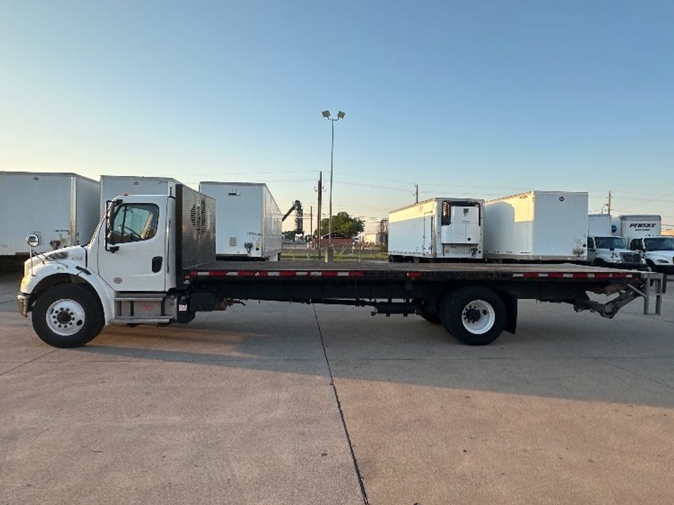 Flatbed Truck-Light and Medium Duty Trucks-Freightliner-2022-M2-Dallas-TX-119,188\n\t\tmiles-$ 73,750 - Image 4