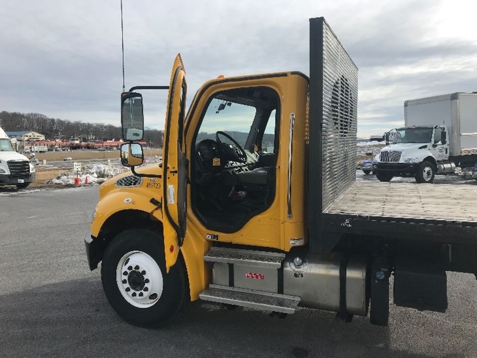Flatbed Truck-Light and Medium Duty Trucks-Freightliner-2022-M2-Duncansville-PA-171,683\n\t\tmiles-$ 54,750 - Image 12