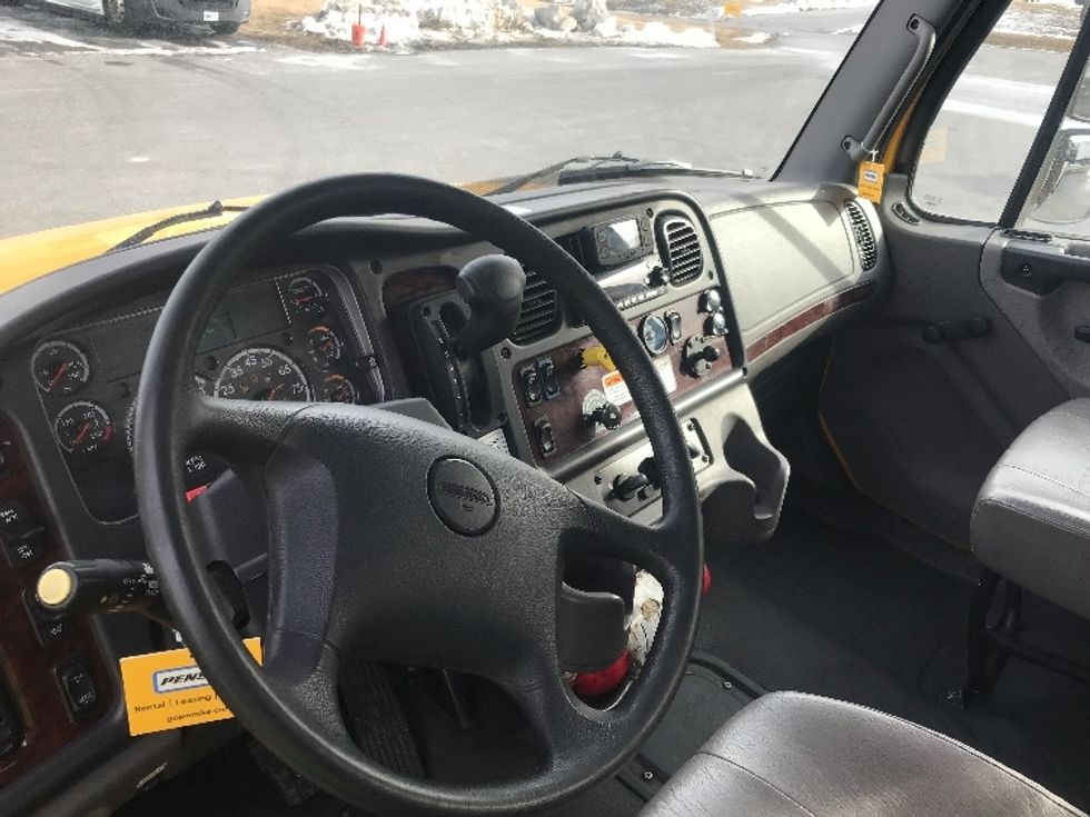 Flatbed Truck-Light and Medium Duty Trucks-Freightliner-2022-M2-Duncansville-PA-171,683\n\t\tmiles-$ 54,750 - Image 13