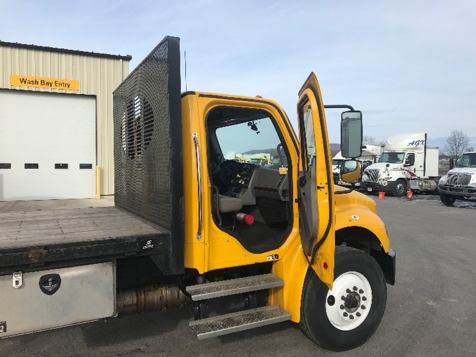 Flatbed Truck-Light and Medium Duty Trucks-Freightliner-2022-M2-Duncansville-PA-171,683\n\t\tmiles-$ 54,750 - Image 16