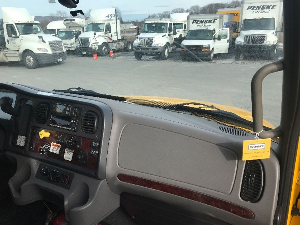 Flatbed Truck-Light and Medium Duty Trucks-Freightliner-2022-M2-Duncansville-PA-171,683\n\t\tmiles-$ 54,750 - Image 17