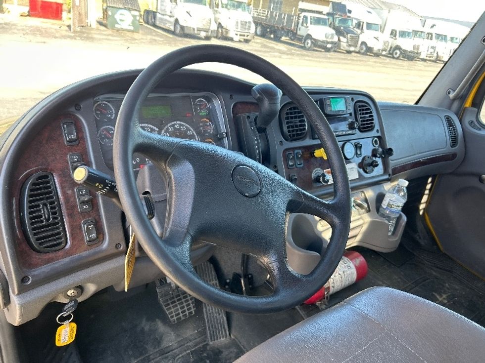 Flatbed Truck-Light and Medium Duty Trucks-Freightliner-2022-M2-East Chicago-IN-150,507\n\t\tmiles-$ 63,500 - Image 14