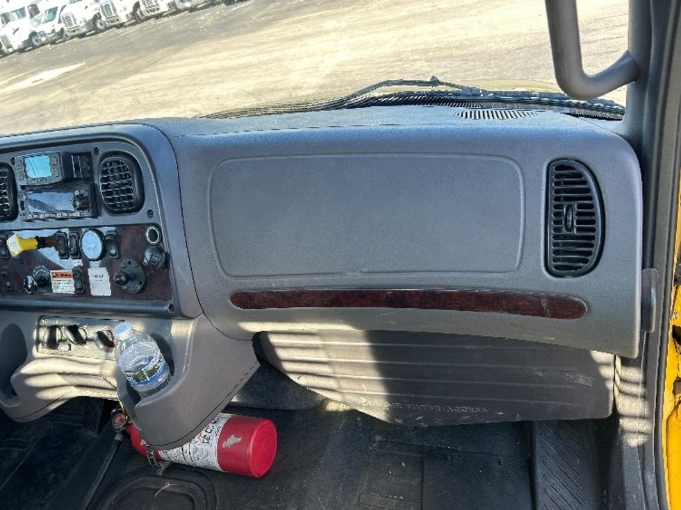 Flatbed Truck-Light and Medium Duty Trucks-Freightliner-2022-M2-East Chicago-IN-150,507\n\t\tmiles-$ 63,500 - Image 18