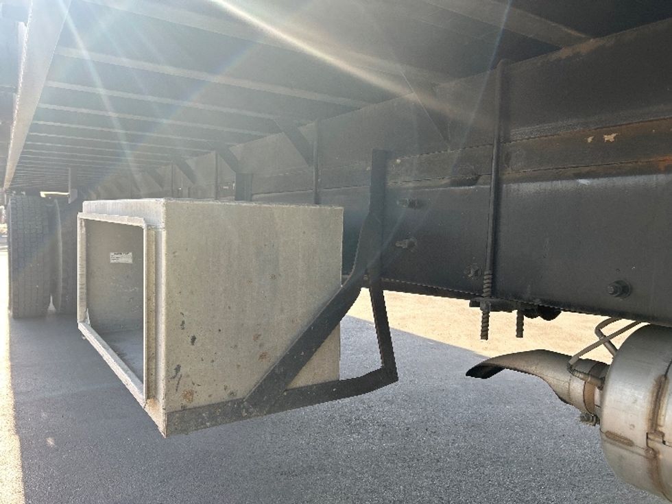 Flatbed Truck-Light and Medium Duty Trucks-Freightliner-2022-M2-Fresno-CA-64,153\n\t\tmiles-$ 80,750 - Image 14