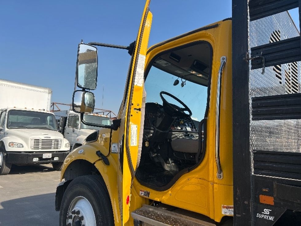 Flatbed Truck-Light and Medium Duty Trucks-Freightliner-2022-M2-Fresno-CA-64,153\n\t\tmiles-$ 80,750 - Image 16