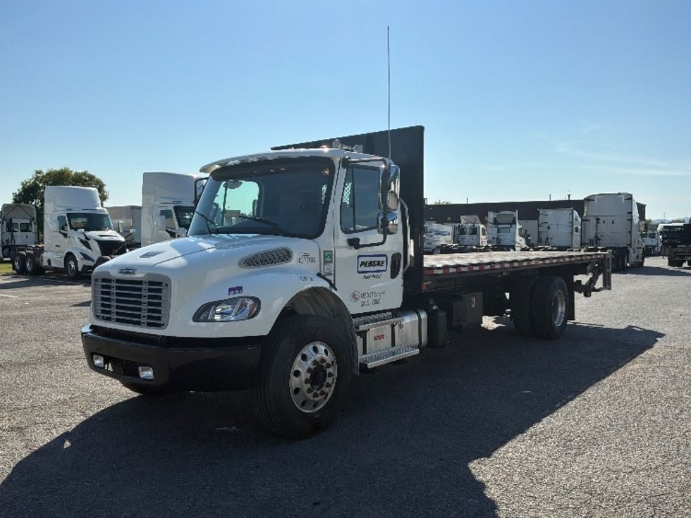 Flatbed Truck-Light and Medium Duty Trucks-Freightliner-2022-M2-Hagerstown-MD-205,376\n\t\tmiles-$ 46,750 - Image 3