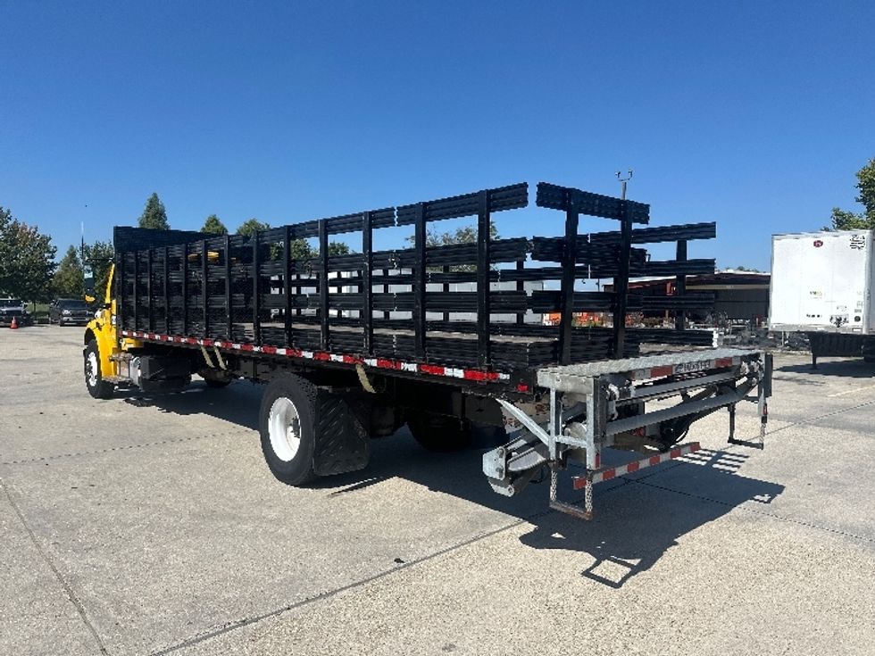 Flatbed Truck-Light and Medium Duty Trucks-Freightliner-2022-M2-Harahan-LA-162,718\n\t\tmiles-$ 62,000 - Image 6