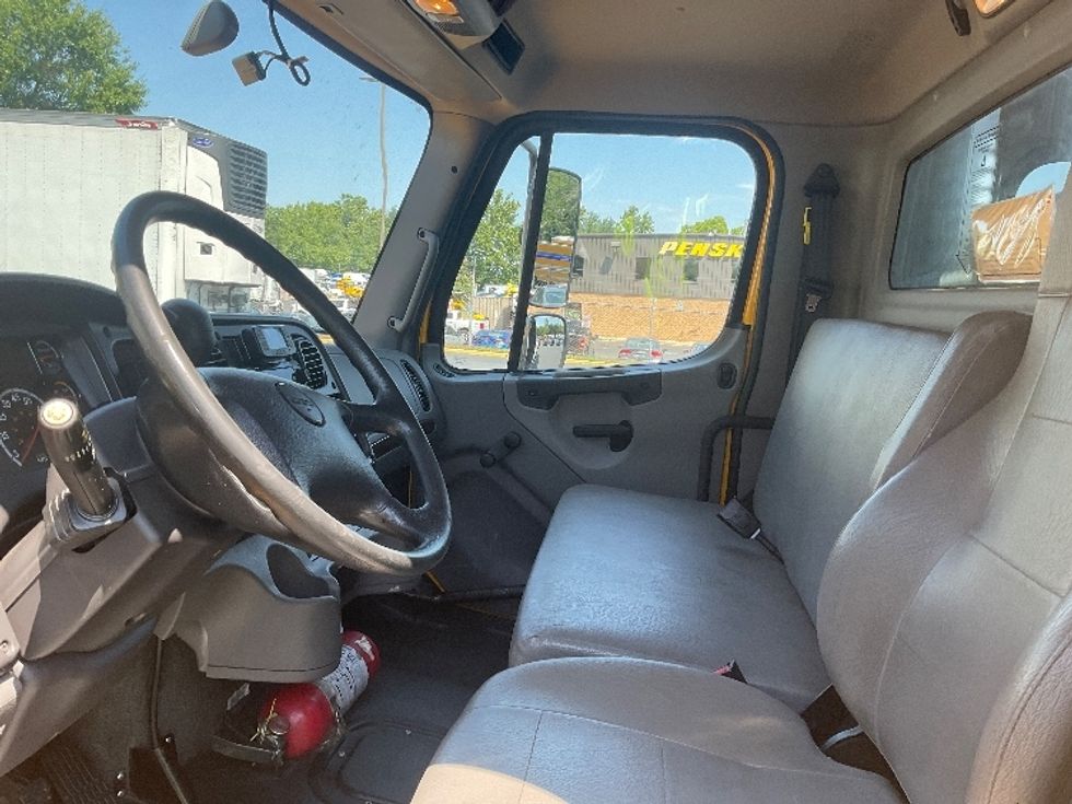 Flatbed Truck-Light and Medium Duty Trucks-Freightliner-2022-M2-Harrisburg-PA-99,980\n\t\tmiles-$ 70,000 - Image 19