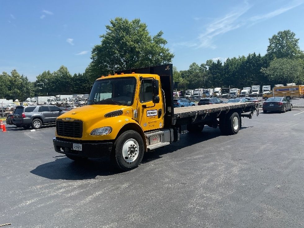 Flatbed Truck-Light and Medium Duty Trucks-Freightliner-2022-M2-Harrisburg-PA-99,980\n\t\tmiles-$ 70,000 - Image 3