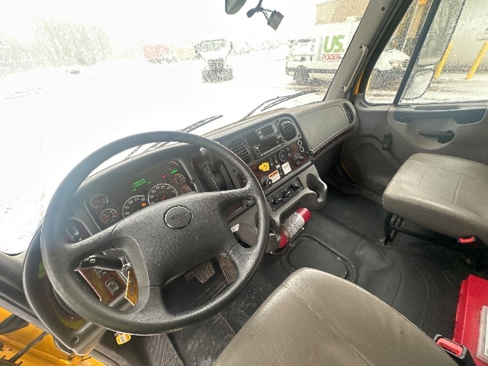 Flatbed Truck-Light and Medium Duty Trucks-Freightliner-2022-M2-Kalamazoo-MI-129,691\n\t\tmiles-$ 64,500 - Image 19