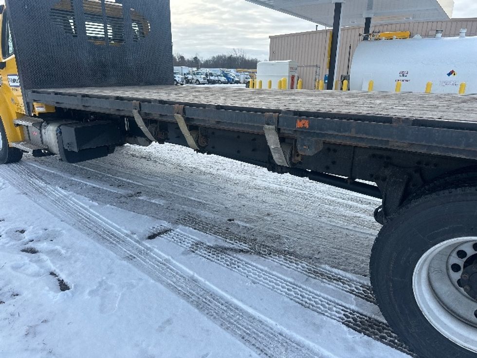 Flatbed Truck-Light and Medium Duty Trucks-Freightliner-2022-M2-Kalamazoo-MI-129,691\n\t\tmiles-$ 64,500 - Image 5