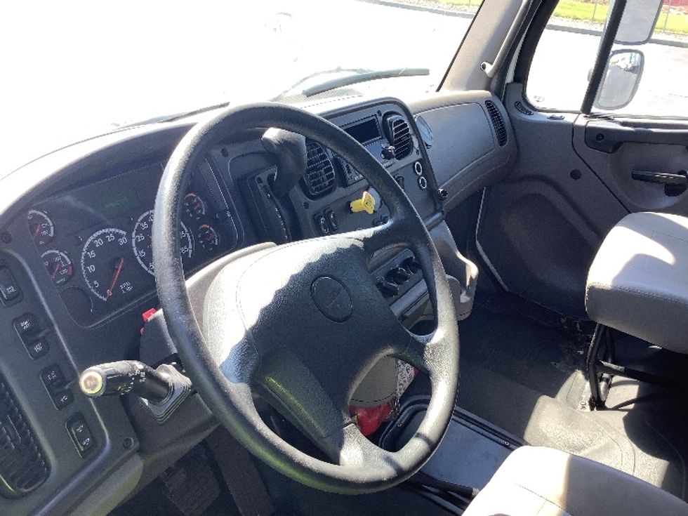 Flatbed Truck-Light and Medium Duty Trucks-Freightliner-2022-M2-Lancaster-PA-354,002\n\t\tmiles-$ 26,250 - Image 18