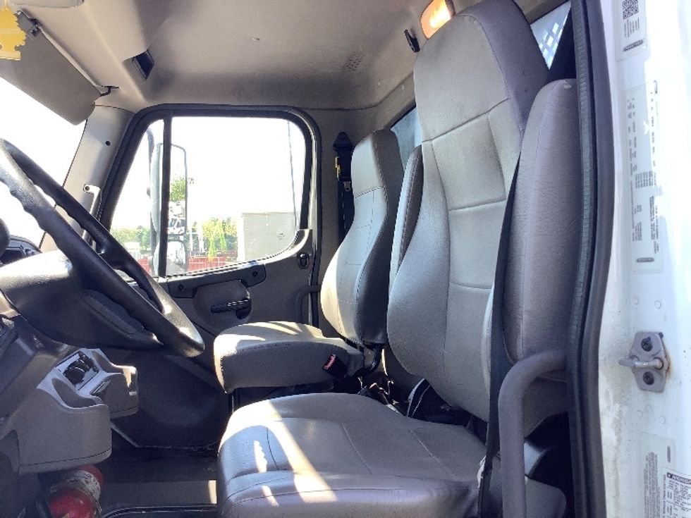 Flatbed Truck-Light and Medium Duty Trucks-Freightliner-2022-M2-Lancaster-PA-354,002\n\t\tmiles-$ 26,250 - Image 24