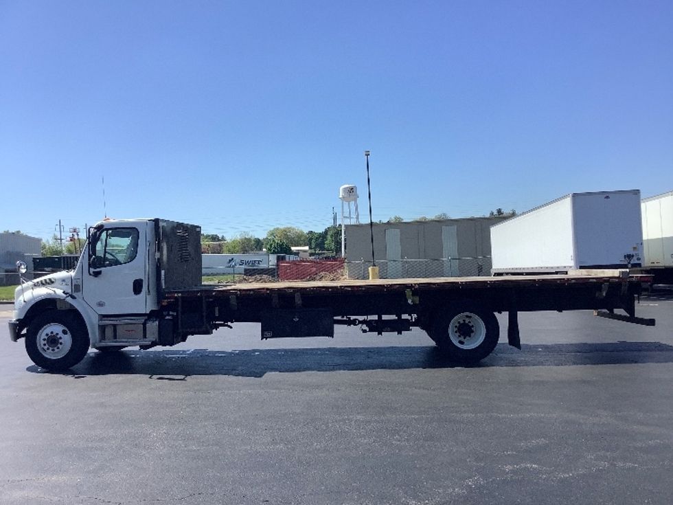 Flatbed Truck-Light and Medium Duty Trucks-Freightliner-2022-M2-Lancaster-PA-354,002\n\t\tmiles-$ 26,250 - Image 4
